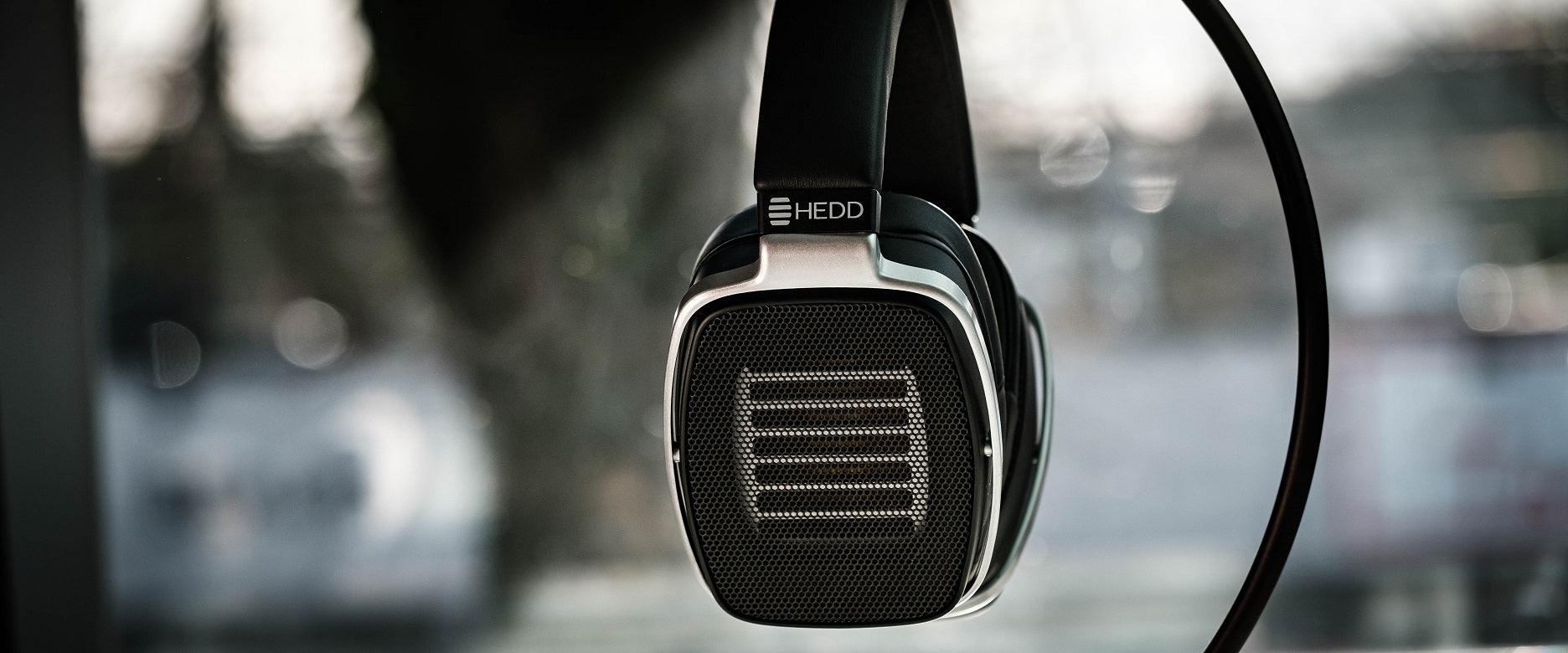 HEDD Audio HEDDphone: AMT Driver Headphone Review