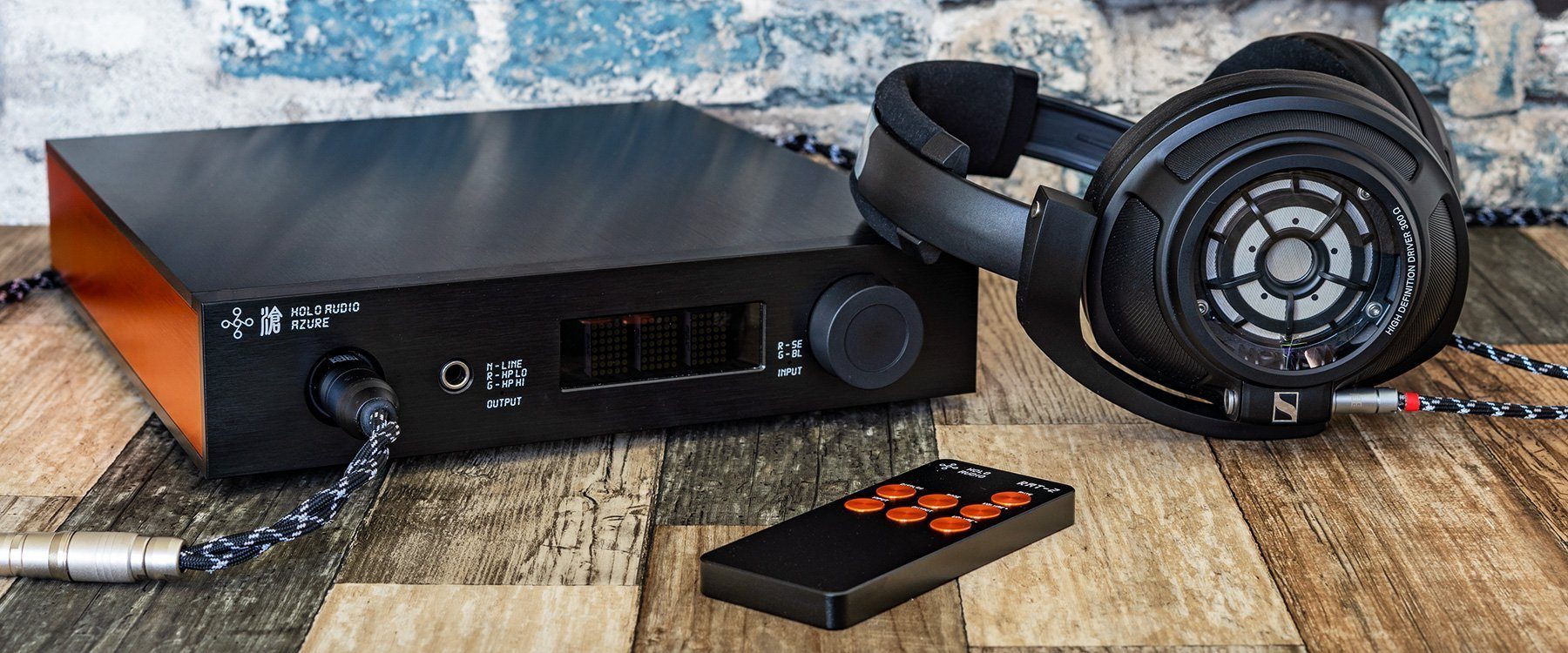 Holo Audio Azure - Headphone Amplifier/Pre-Amp - Review