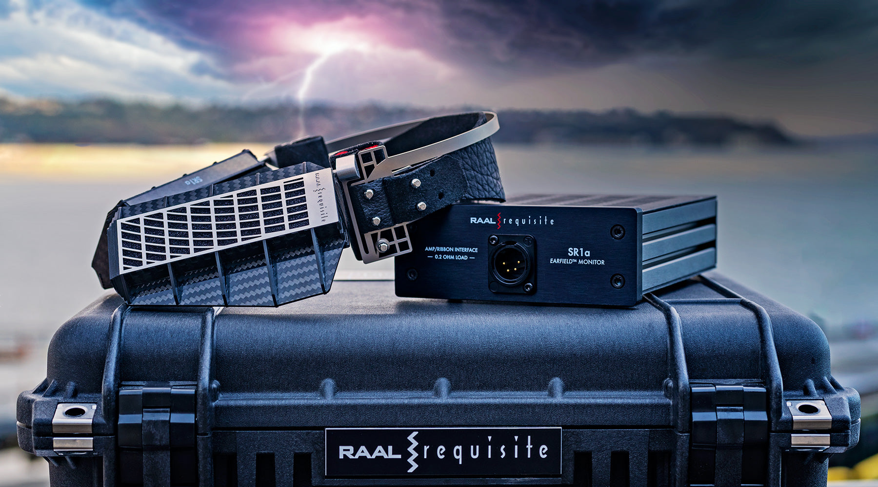 Bolt from the Blue: RAAL-requisite SR1a "EarField™ Monitors" - Headphone Review