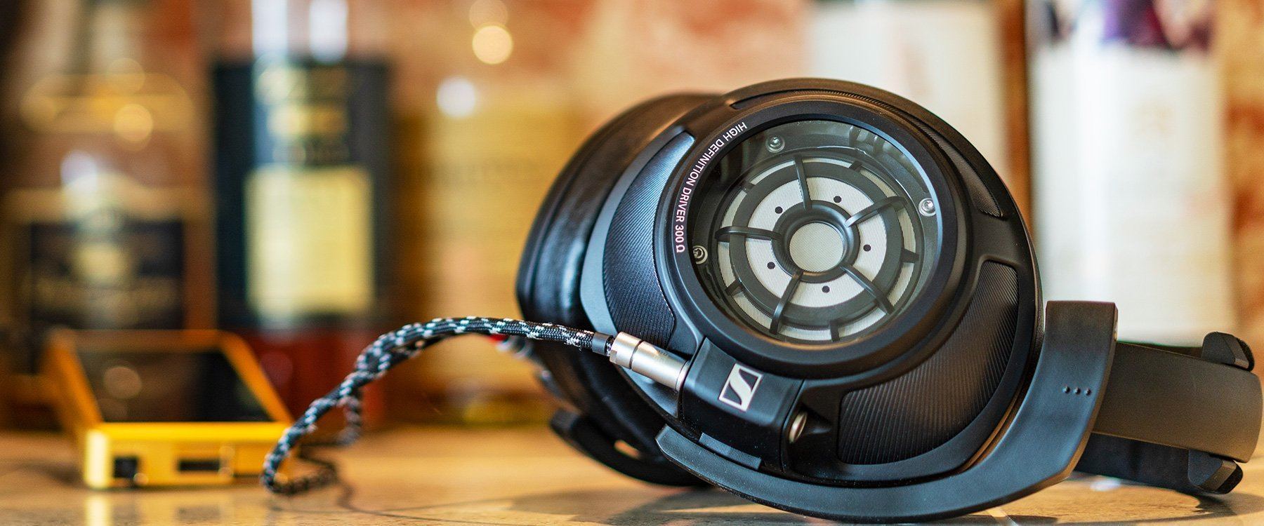 Sennheiser HD820 Closed Back Headphone Review